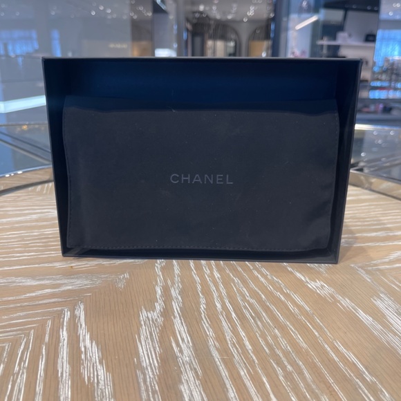 CHANEL BAG - PINK - Spring 2023 - Bag/Wallet - Great Condition - Picture 11 of 12